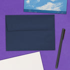 JAM Paper Enveloppes format livret à fermeture gommée, 5 1/4 x 7 1/4 po, bleu marine, 100/pqt-Ouverture : latérale