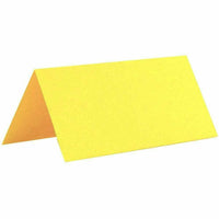 JAM Paper - Marque-places imprimables - 3 3/4 po x 1-3/4 po - Marque-places jaunes, paquet de 12-Couleur : jaune Brite Hue / Complétez n'importe quel thème de fête et signalez un événement spécial avec des marque-places colorés.