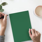 JAM Paper Papier cartonné mat, 8,5 x 11 po, 130 lb, vert foncé, 25/paquet (64432381)-Papier cartonné de format lettre de 8,5 x 11 po