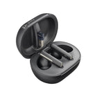 HP - Poly Voyager Free 60+ UC M Écouteurs avec boîtier de charge pour écran tactile et adaptateur USB-C - Noir carbone-Affichez votre statut, chargez vos écouteurs et contrôlez vos réunions, vos appels et votre musique avec le boîtier de charge à écran tactile