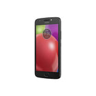 Motorola - Téléphone cellulaire déverrouillé MOTO E4 5 po, 16Go, 1,4 GHz 4 coeurs, Android 7.1.1 Nougat, noir (01187NACRTL)-Caméra orientée vers l'avant 5 MP et caméra principale 8 MP avec Flash et mise au point auto