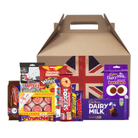 Dolce & Gourmando Panier Cadeau Britannique-Le kit contient Wispa, Crunchie bar, Jamie Dodgers, Curly Wurly, Flake bar, Cadbury Buttons, Cadbury Dairy Milk Bar, Walkers Licorice Toffee, McVities Digestives, Tannock's Teacakes et Wine Gums