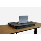 Uncaged Ergonomics – Mini plateforme CHANGEDesk de bureau assis debout avec planche d'équilibre et de stabilité BASE (CDMMBASE)-La plateforme CHANGEDesk est fabriquée de métal et de bois robustes ; la planche BASE et faite d'une base de plastique ABS avec un joli motif de vague et d'une surface solide en bambou naturel.