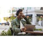 JBL - Tour One M2 Casque circum-auriculaire sans fil à Réduction de Bruit - Noir-Restez connecté à votre monde numérique où que vous soyez. Il suffit de dire « OK Google » ou « Alexa » pour parler à votre assistant vocal préféré et contrôler votre casque avec des invites vocales dans plusieurs langues