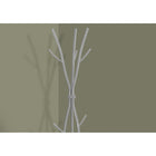 Monarch Specialties - 2061 Patere - Metal Martele Argent-Fabriqué à partir de métal martelé dans une finition argentée et présentant une forme distinctive en forme de branche d'arbre pour un look contemporain