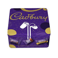 Cadbury - Mixed Chunks Boîte - 396g-Cette boîte contient des morceaux de Cadbury Dairy Milk, Cadbury Dairy Milk Caramel et Cadbury Dairy milk noix entieres !