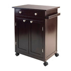 Winsome – Chariot de cuisine Savannah, espresso-Le chariot de cuisine Savannah est doté d’un grand tiroir, d’une armoire à portes doubles avec une plaquette de tablette et une tablette inférieure pour le rangement.  Garnitures de poignée métallisées  Parfait espace de travail additionnel dans votre cuisine. Le tiroir intérieur mesure 3,23 haut. x 19,29 larg. x 13.31 prof. (Po), la plaquette de tablette du milieu mesure 22,52 larg. x 12,91 prof. (po), le chariot de cuisine mesure 25,98 larg. x 17,32 prof. (p