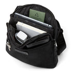 Bugatti, CBY2235BU-BLACK Collection Reborn – Sac bandoulière minimaliste – Fait de matériaux recyclés à 100% - Noir-Longue bandoulière réglable super soyeuse et agréable au toucher
