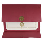 St. James - Porte-certificats/porte-documents - Sceau d'or avec ruban rouge - bourgogne - paquet de 5-Insertion facile de documents de format lettre (8-1/2 x 11 po) dans les fentes d'angle découpées à la forme