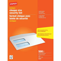 Staples - Enveloppes de sécurité nº 8 à fenêtre double avec rabats gommés, 3 5/8 x 8 5/8 po, blanc, boîte de 500-Les enveloppes n° 8 ont une taille idéale pour une enveloppe-réponse et sont couramment utilisées avec des chèques plus petits