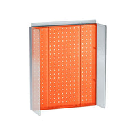 Azar Displays – Panneau perforé orange translucide avec ailes, 16 larg. x 20,25 haut. (po) (700357-ORG)-Comprend une bande porte-affiche en acrylique et deux ailes en plastique transparent de 3 po de largeur sur les côtés