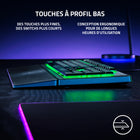 Razer - Ornata V3 X Clavier RVB à membrane à profil bas-La construction robuste est suffisamment solide pour ces sessions de jeu intenses et peut ignorer les effets des déversements mineurs