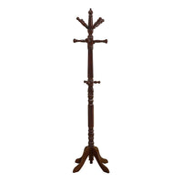 Monarch Specialties - 2011 Patere - Traditionnelle Bois Massif Cerise-Ajoutez à la fonctionnalité de votre domicile avec cette patère classique dotée d'un poteau en bois tourné. Les jolis détails du poteau et le piédestal robuste offrent une solution de rangement élégante et simplifient l'organisation de votre entrée, vestiaire ou salon. Le fini traditionnel du cerisier complète le style classique de ce porte-manteaux intemporel à trois niveaux.
