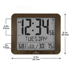 Marathon – Horloge murale atomique avec température intérieure/extérieure, bois (CL030027FD-WD)-Choisissez d'afficher l'heure dans 8 fuseaux horaires différents avec l'option d'activer ou de désactiver l'heure d'été