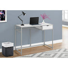 Monarch Specialties - 7222 Bureau 42 po - Blanc/Metal Argent-Le cadre en métal élancé au fini argenté offre une stabilité et contraste avec les panneaux stratifiés blanc
