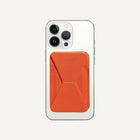 MOFT Snap-On Magnetic MagSafe Compatible Phone Wallet Stand pour iPhone - Orange-iPhone 14, iPhone 14 Plus, iPhone 14 Pro, iPhone 14 Pro Max, iPhone 13, iPhone 13 mini, iPhone 13 Pro, iPhone 13 Pro Max, iPhone 12, iPhone 12 mini, iPhone 12 Pro, iPhone 12 Pro Max