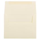 JAM Paper Enveloppes pour livrets Strathmore au fini vélin avec fermeture gommée, 4 3/8 x 5 3/4 po, ivoire, paquet de 1000-Taille : A2 (4 3/8 x 5 3/4 po)