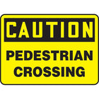 Accuform Signs – Enseigne, Caution; Pedestrian Crossing, 10 larg. x 14 haut. (po), plastique, noir sur jaune (MVHR687VP)-Message : Caution - Pedestrian Crossing