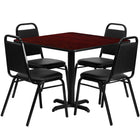 Flash Furniture – Table carrée de 36 po au dessus stratifié acajou avec base en X et 4 chaises noires à dossier trapézoïdal-Ensemble de table et chaises
